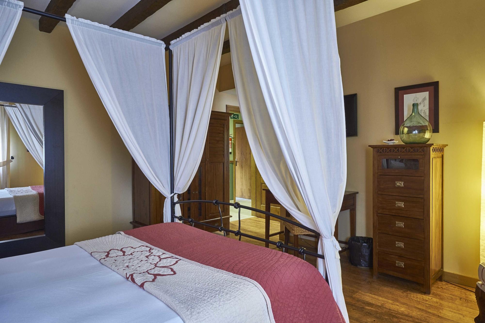Hotel Casona De Torres 3*