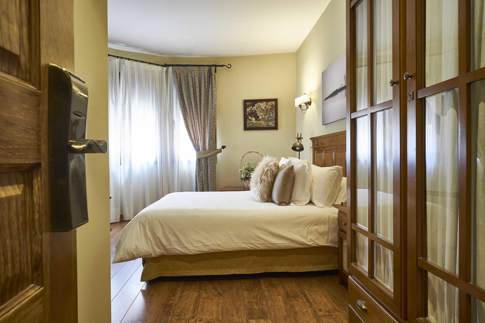 Hotel Casona De Torres 3*
